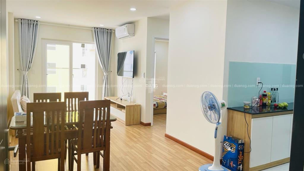 Cần bán gấp căn hộ 2 phòng diamond riverside quận 8 nhà mới ở không cho thuê nên còn rất mới