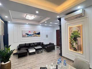 Căn 1710 gia đình em cần bán 4,8 tỷ  69m2  sẵn sổ tại bea sky nguyễn xiển. 0968 501 ***