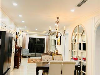 Sẵn sổ đỏ. em bán căn hộ 55m tại an bình. giá 4,9 tỷ, tầng 16, ban công đông nam. 0968 501 ***