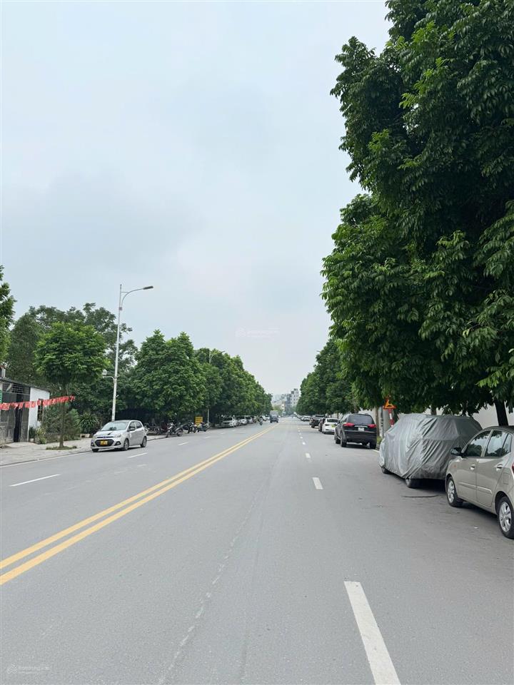 Nhà 200m2, giá 36,5 tỷ đường đặng vũ hỷ  thanh am đường rộng vỉa hè kinh doanh