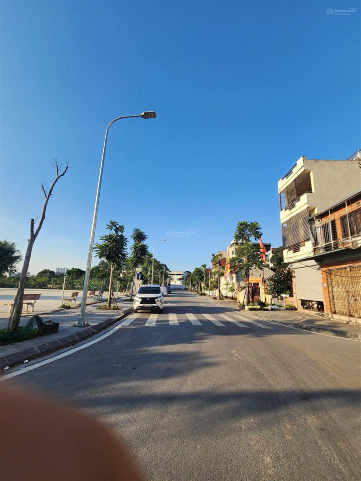 Nhà 200m2, giá 36,5 tỷ đường đặng vũ hỷ  thanh am đường rộng vỉa hè kinh doanh