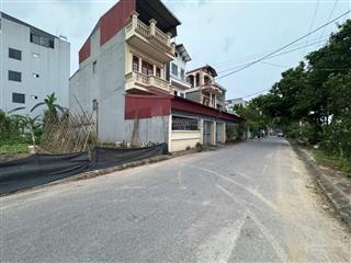 220m2 đất cự khối long biên mặt tiền 12m giá 32 tỷ  vị trí kinh doanh đường rộng ôtô vỉa hè gần hồ