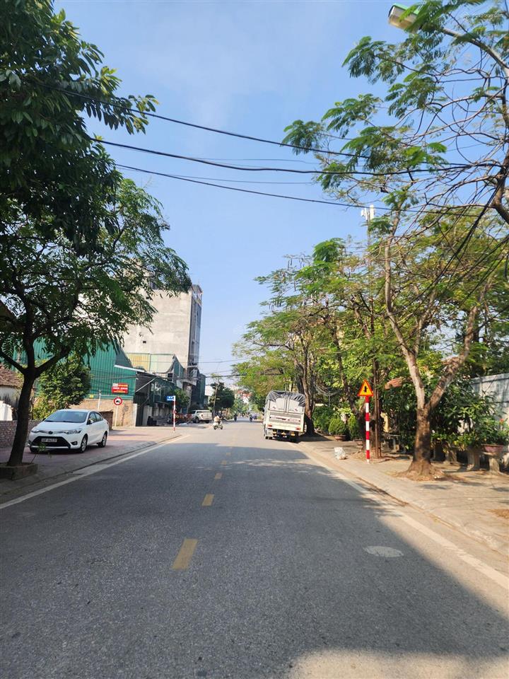 Cần bán 160m2 đất tại thạch bàn long biên đường rộng ôtô ở hay làm kho xưởng đều phù hợp