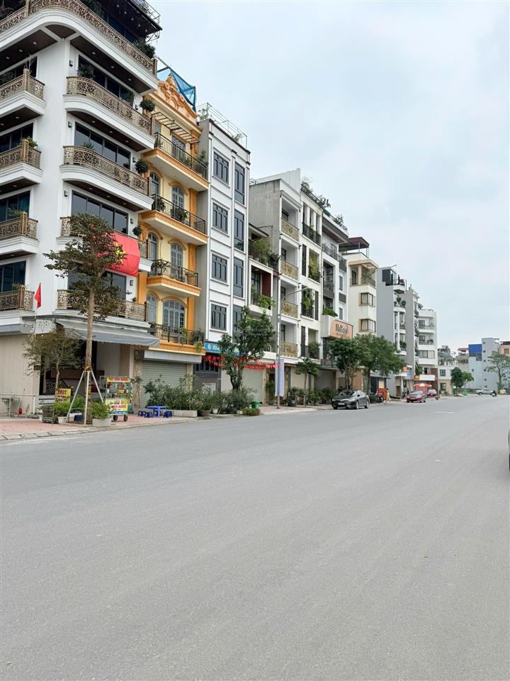 Bán 290m2 giá 130 tỷ mặt phố hồng tiến kéo dài view công viên đường rộng 30m + vỉa hè