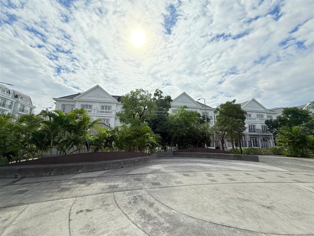 Biệt thự 196m2, giá 36,6tỷ euro windows đường thành trung view công viên, gần vin ocean park