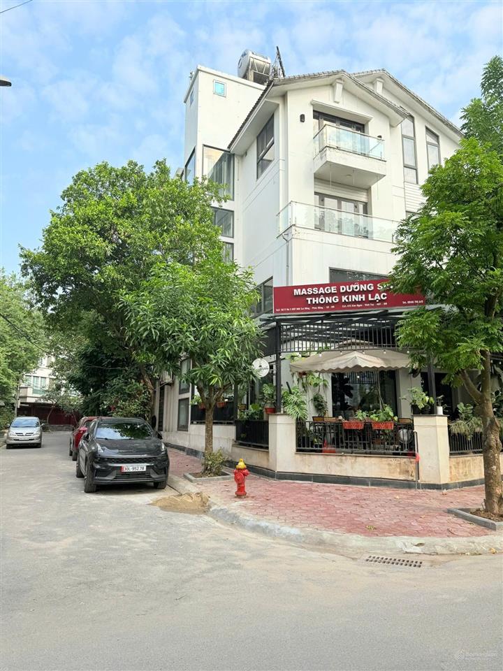 Cần bán biệt thự n06 diện tích 180m2 khu đô thị sài đồng, đường huỳnh văn nghệ