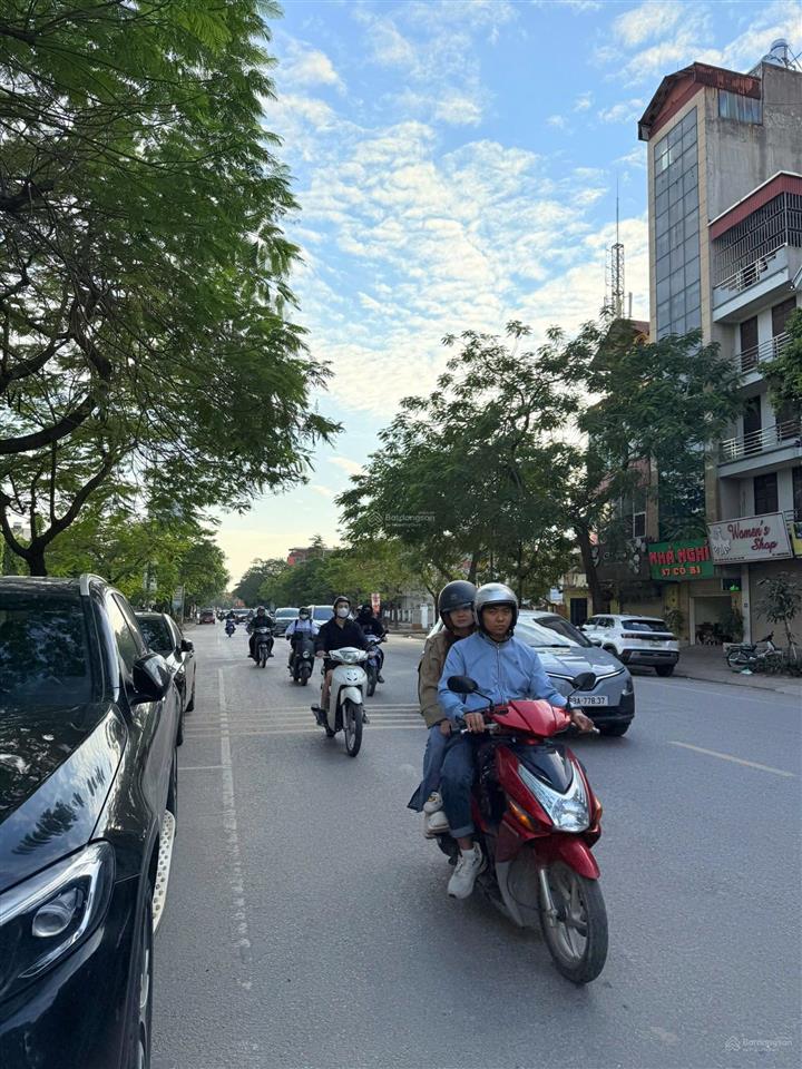 Nhà 123m2, mặt tiền 6,86m, giá 117tr/m2 cổng trường cao bá quát  hv nông nghiệp gia lâm  hà nội