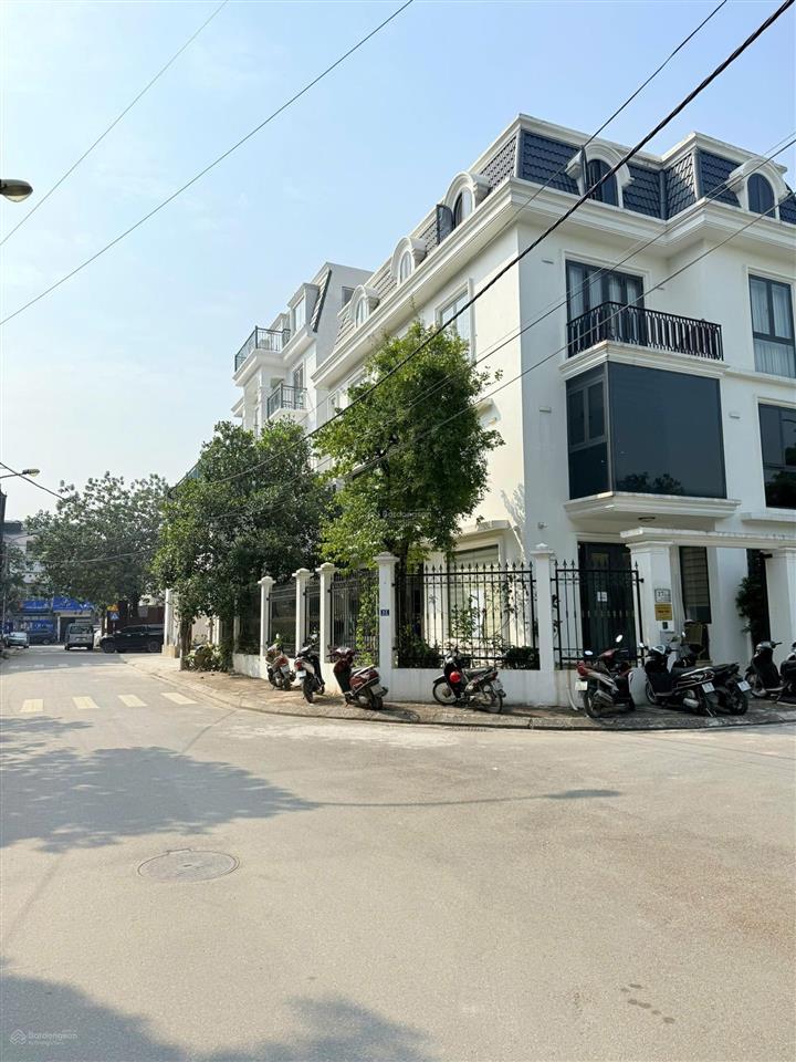 Bán biệt thự 200m2 lô góc tđc đông dư gần aeon long biên  cầu vĩnh tuy  cổ linh  thạch bàn