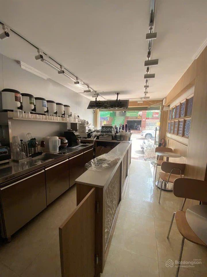 Mặt phố phan văn trường  40m  5 tầng  vị trí víp kinh doanh sầm uất ngày đêm các loại hình