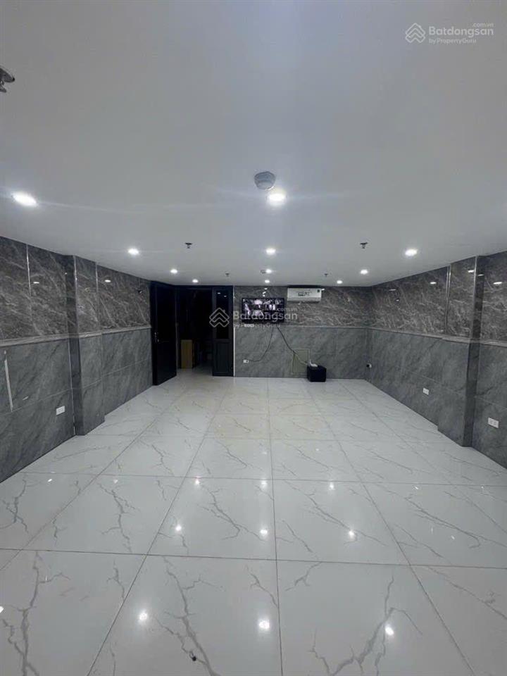 Tòa dòng tiền 1,2ty/nămcầu giấy  65m 9 tầng16 phòng 2 mặt ngõ, vỉa hè kinh doanh, ô tô đỗ cửa