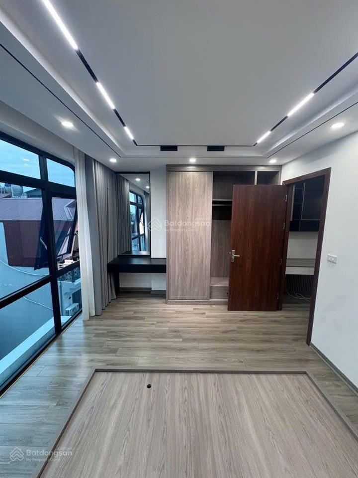 Tòa dòng tiền 1,2ty/nămcầu giấy  65m 9 tầng16 phòng 2 mặt ngõ, vỉa hè kinh doanh, ô tô đỗ cửa