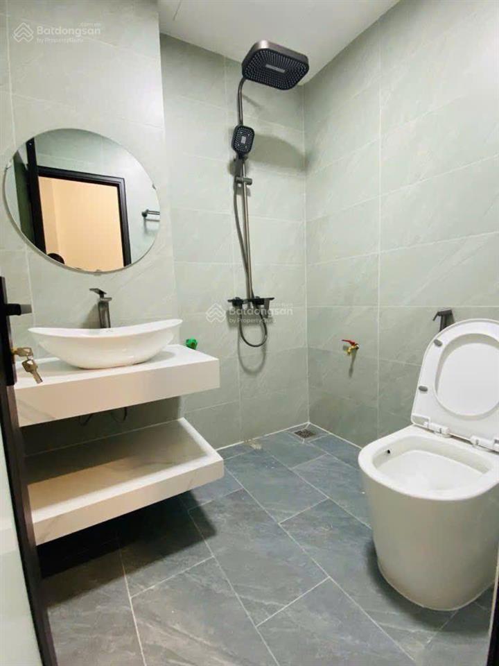 Tòa dòng tiền 1,2ty/nămcầu giấy  65m 9 tầng16 phòng 2 mặt ngõ, vỉa hè kinh doanh, ô tô đỗ cửa