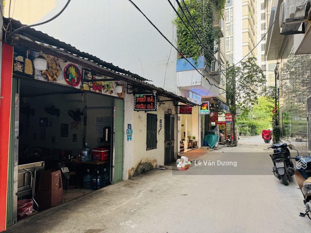 Mảnh đất vàng sót lại phố hoàng công chất  55m2  mặt tiền 4,5m, hàng xóm cc cao cấp goldmark city