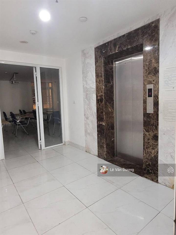 Tòa nhà 10 tầng mặt phố trần đăng ninh, trung tâm cầu giấy 100m2  mặt tiền khủng 7,6m dòng tiền