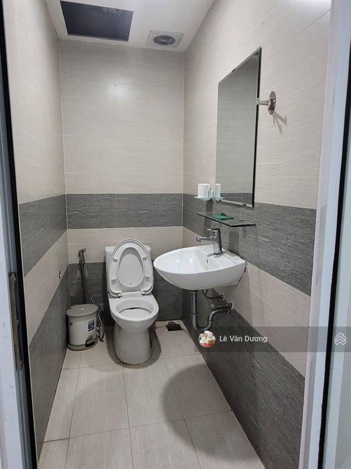 Tòa nhà 10 tầng mặt phố trần đăng ninh, trung tâm cầu giấy 100m2  mặt tiền khủng 7,6m dòng tiền