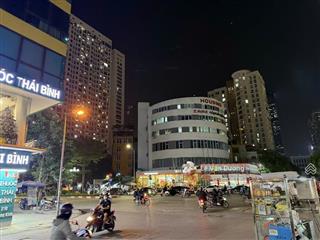 Mặt phố yên hòa 56m 5 tầng mặt tiền 5,5m  vỉa hè rộng kinh doanh sầm uất ngày đêm  vip hiếm