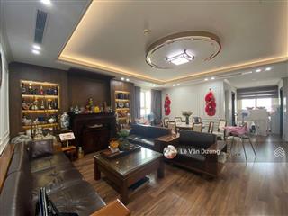 Căn hộ mhdi 60 hoàng quốc việt 120m  3 ngủ  2wc lô góc, các phòng rộng, thoáng nhiều ánh sáng