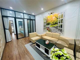 Penthouse tập thể quân đội, ngõ 120 hoàng quốc việt 110m 2 căn hộ khép kín ô tô đỗ cửa, vip