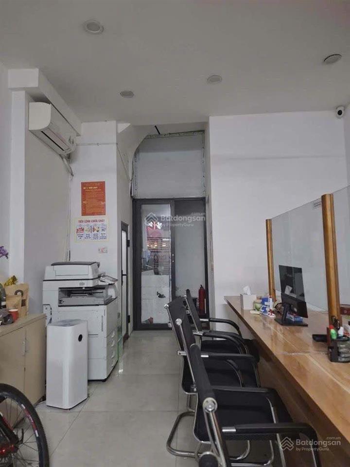 Mặt phố vip khúc thừa dụ cầu giấy 40m2 7 tầng thang máy  cực hiếm lô góc, dòng tiền 85tr/tháng