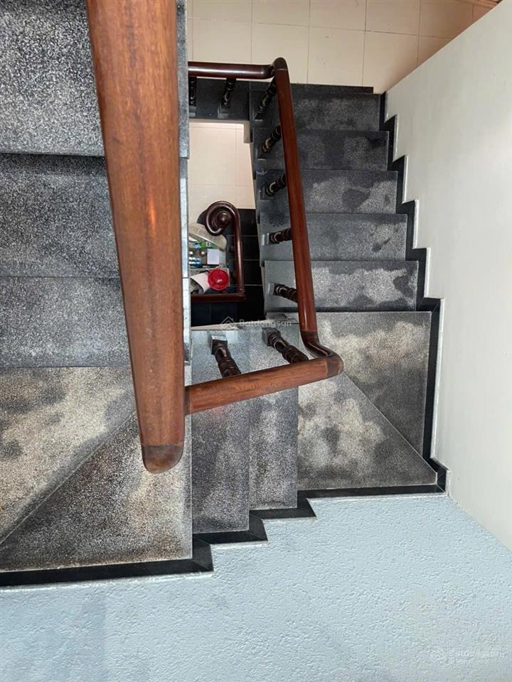 Nhà 3 tầng mới, sạch sẽ, 4mx17m, 3pn (có máy lạnh), 3wc, full nội thất, đường ôtô 12m c/x phú lâm b