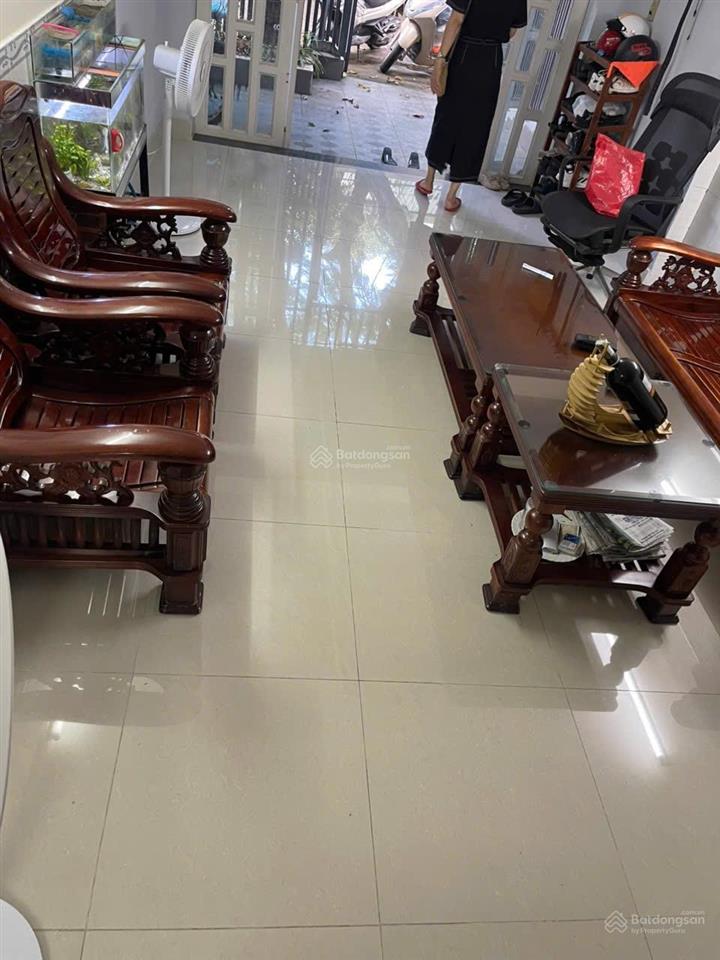 Nhà 3 tầng mới, sạch sẽ, 4mx17m, 3pn (có máy lạnh), 3wc, full nội thất, đường ôtô 12m c/x phú lâm b