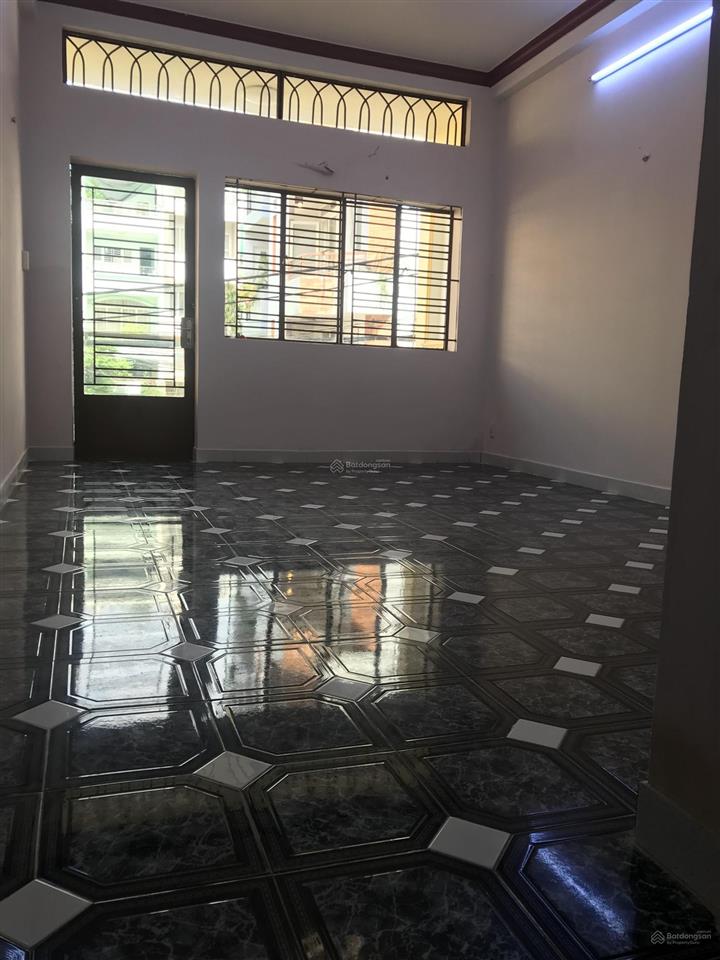 Nhà 4 tầng sạch đẹp, 4m x 17m, 4pn, 4wc, đường nội bộ (rộng 16m), khu bình phú