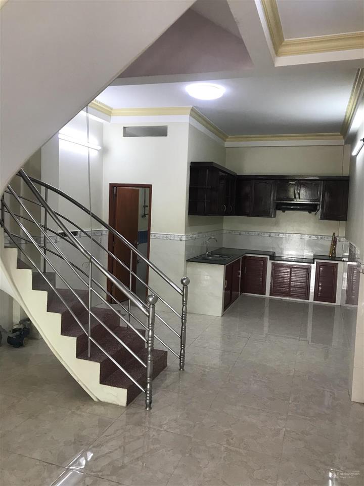Nhà 4 tầng sạch đẹp, 4m x 17m, 4pn, 4wc, đường nội bộ (rộng 16m), khu bình phú