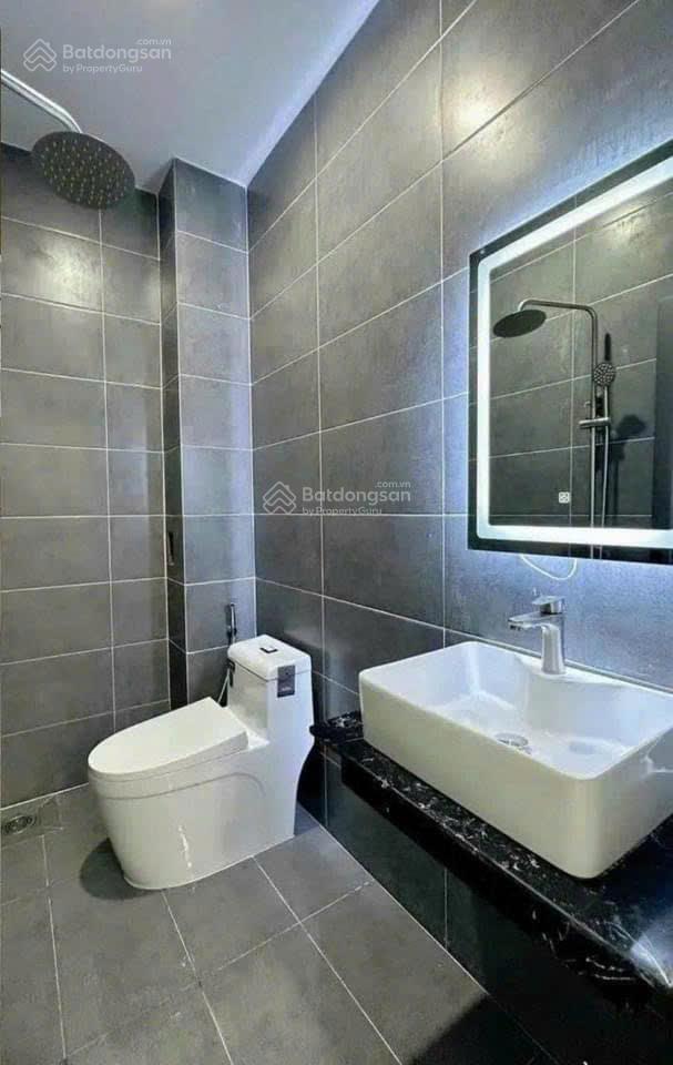 Định cư mỹ, anh chủ bán căn nhà 5x22m mới xây trong kdc bửu long. gần đại học lạc hồng