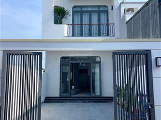 Nhà phố 1 trệt 1 lầu ngay cây xăng đức hưng, đường đồng khởi, ngay chợ thuận tiện kinh doanh