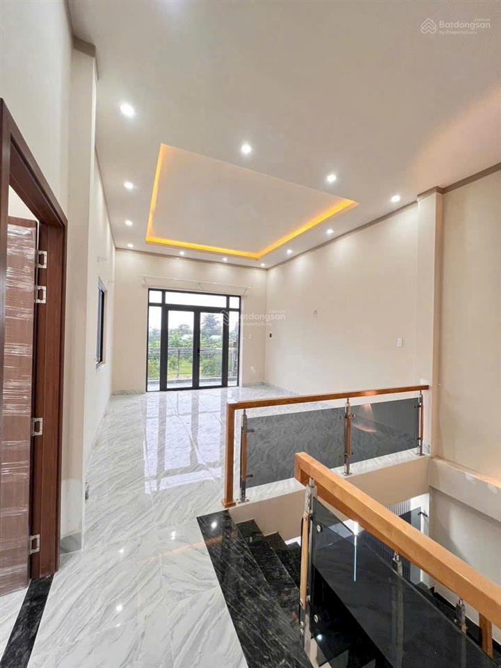 Nhà ngang 8m mới hoàn thiện ngay trường lái bửu long. sổ hồng riêng trả trước chỉ 500 triệu