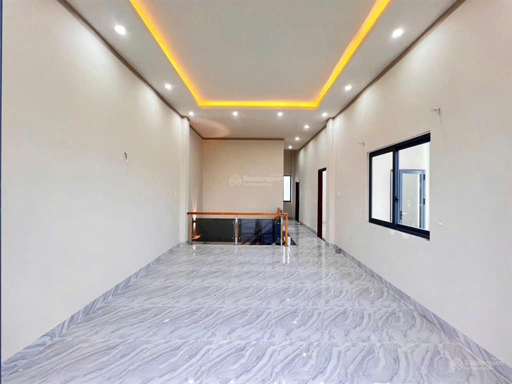 Nhà ngang 8m mới hoàn thiện ngay trường lái bửu long. sổ hồng riêng trả trước chỉ 500 triệu