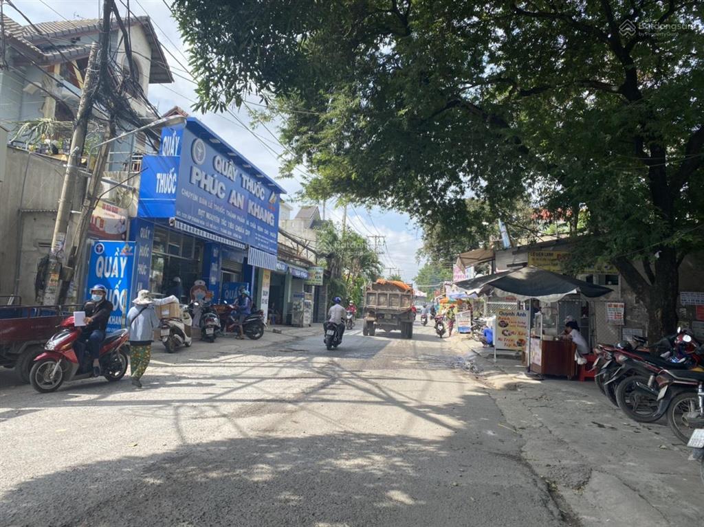 Nhà phố 1 trệt 1 lầu ngay cây xăng đức hưng, đường đồng khởi, ngay chợ thuận tiện kinh doanh