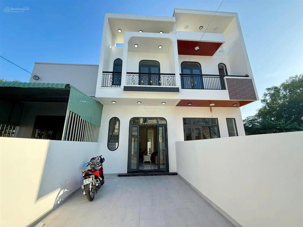 Nhà phố 1 trệt 1 lầu ngay cây xăng đức hưng, đường đồng khởi, ngay chợ thuận tiện kinh doanh