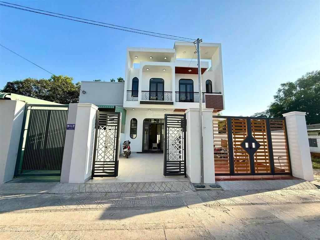 Nhà phố 1 trệt 1 lầu ngay cây xăng đức hưng, đường đồng khởi, ngay chợ thuận tiện kinh doanh