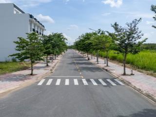 Bán gấp nền thổ giá cực tốt hỗ trợ vay 3 bên đường đt824 lương hòa bến lức vị trí giáp hựu thạnh