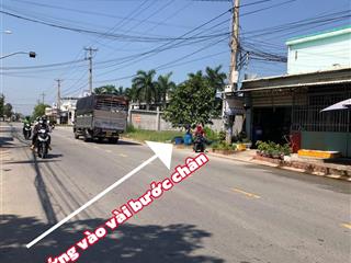 Kẹt tiền bán gấp giảm 200tr lô đất đường dt825 gần công viên võ văn tần, đức hoà