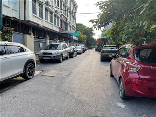 Nhà đẹp kim ngưu  ô tô vào nhà  thang máy hiện đại