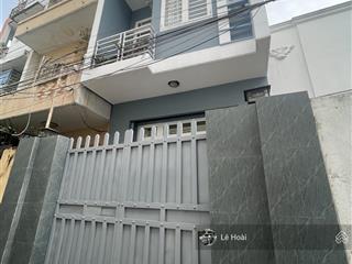 Chậm tay thì mất nhà 2 tầng dt khủng 70m2 chỉ 4.99tỷ. ngay phạm văn đồng. không lộ giới, không qh