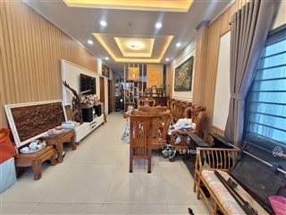 Siêu phẩm nhà ngang 8m 240m2 ngay chợ hiệp bình 2 tầng dòng tiền 30tr/tháng giá chỉ 11.5 tỷ
