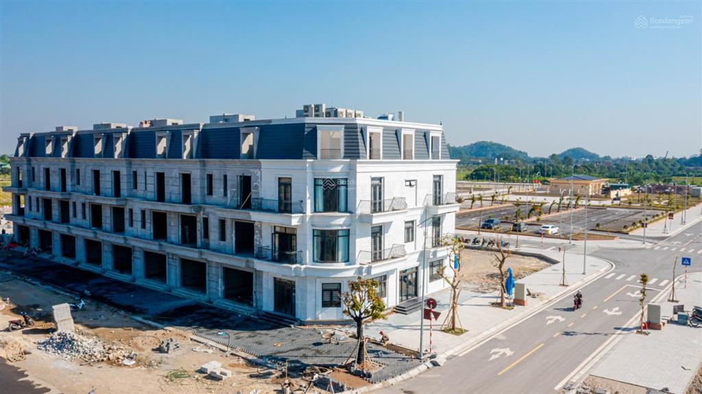 Chỉ từ 4,0 tỷ sở hữu 100m2 đất + nhà 4 tầng kđt tân thanh mặt đường 30m, sổ lâu dài