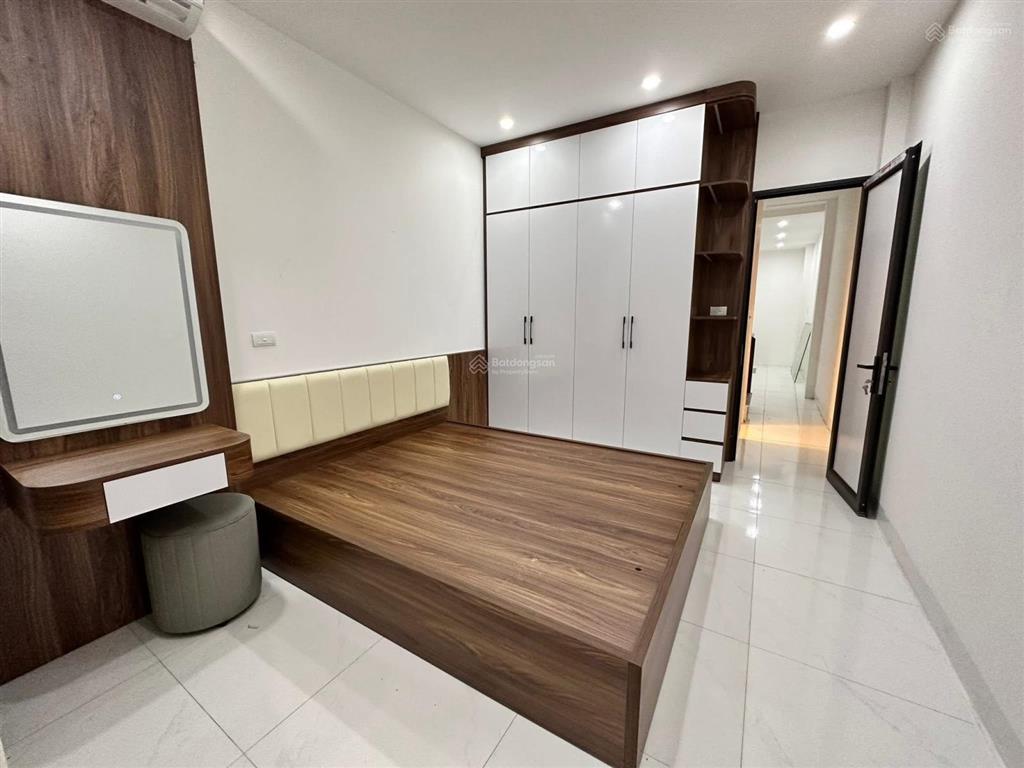 Bán nhà riêng tại nguyễn sơn, bồ đề, long biên, hà nội, 8,85 tỷ, 41m2 view đẹp giá siêu hời