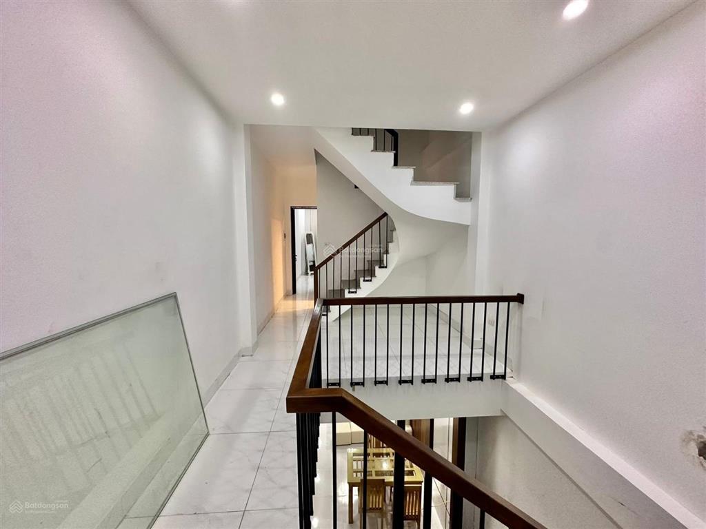 Bán nhà riêng tại nguyễn sơn, bồ đề, long biên, hà nội, 8,85 tỷ, 41m2 view đẹp giá siêu hời