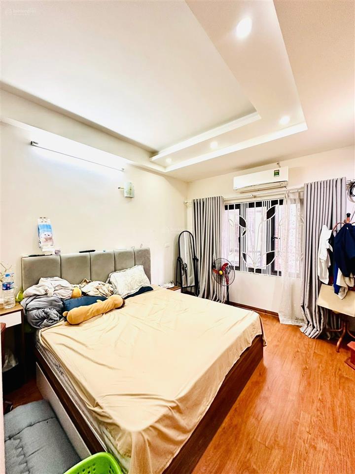 Bán nhà riêng 30m2, giá 8,8 tỷ tại trần khát chân, cầu dền, hai bà trưng, hà nội, chính chủ