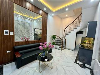Bán nhà riêng tại phố phương mai, 7,3 tỷ, 23 m2, view đẹp chỉ với