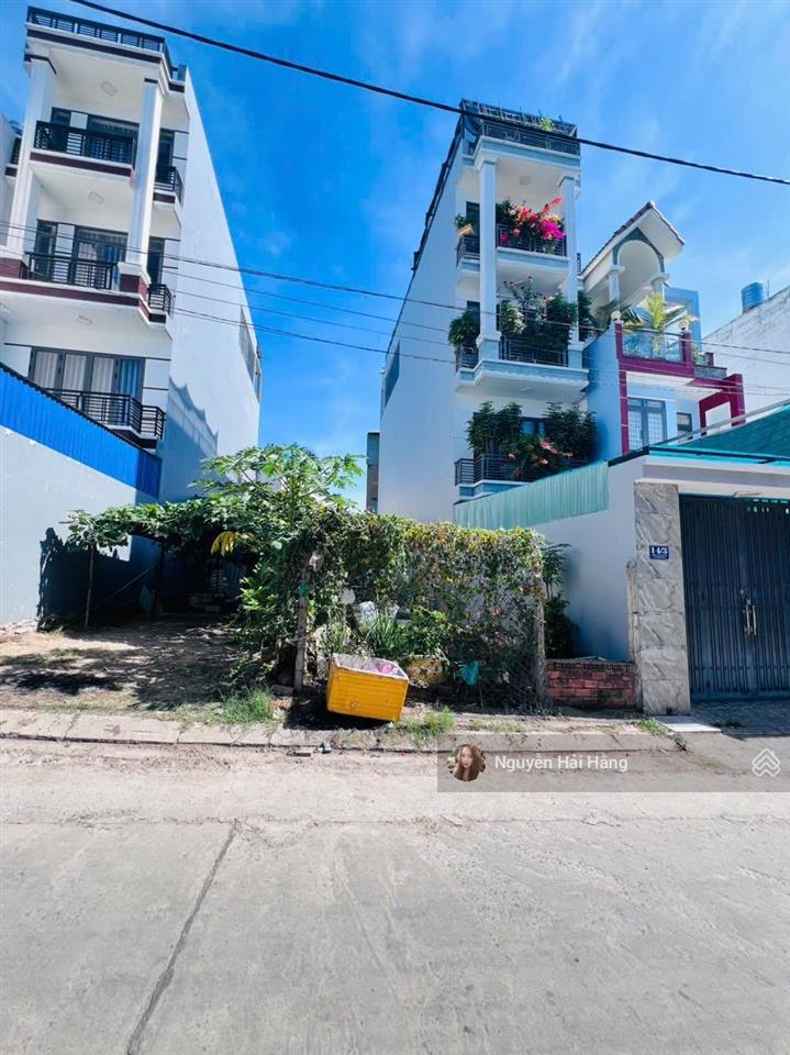 Hiếm  lô đất  hẻm 8m  100m2 ngang 5m  sát mặt tiền  giá 6 tỷ hơn