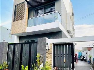 Chỉ hơn 8 tỷ nhà 3 tầng  130m2 ngang 8m  hẻm xe hơi  ngay tô ngọc vân