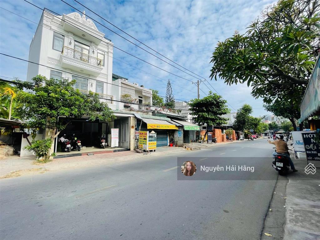 Chỉ 11 tỷ  nhà mặt tiền 169m2  2 căn  làng tăng phú, tăng nhơn phú a