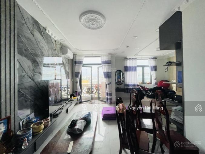 Chỉ 17.x tỷ  chdv 1 hầm 5 tầng  mặt tiền  216m2  gần tây hoà  tn 65 triệu/ tháng