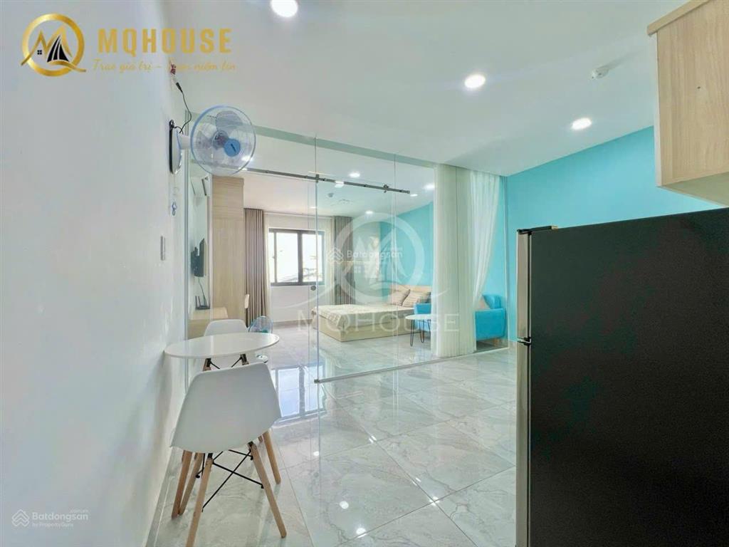 Căn hộ 1 phòng ngủ tách bếp ngay ngã tư phú nhuận có chỗ đậu ô tô