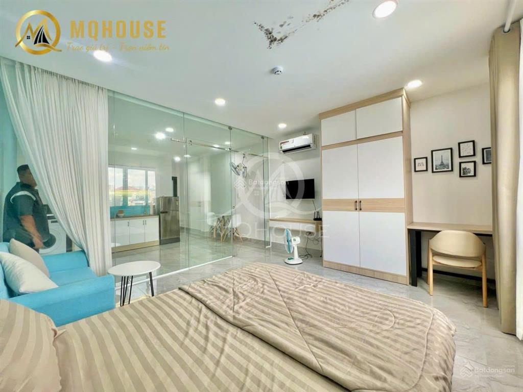 Căn hộ 1 phòng ngủ tách bếp ngay ngã tư phú nhuận có chỗ đậu ô tô